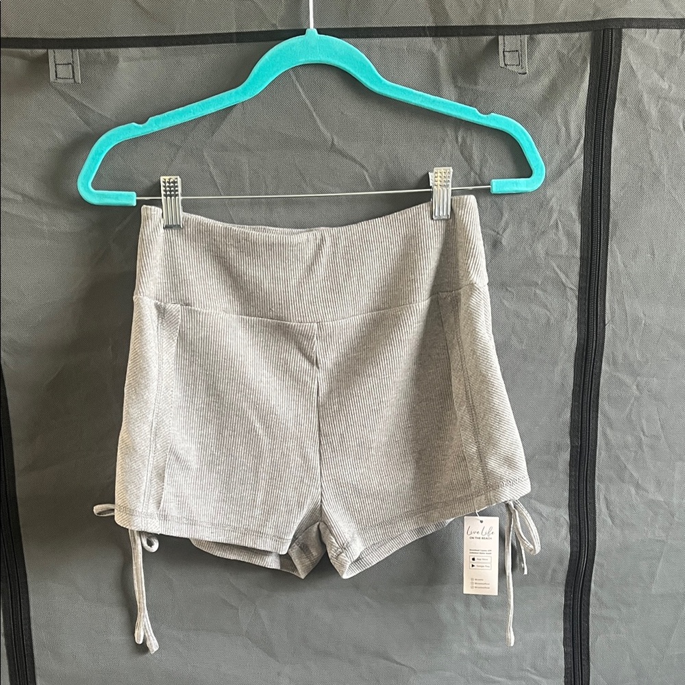 Cupshe High Waist Light Gray Shorts